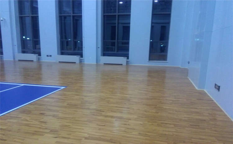 造價楓樺木體育館木地板