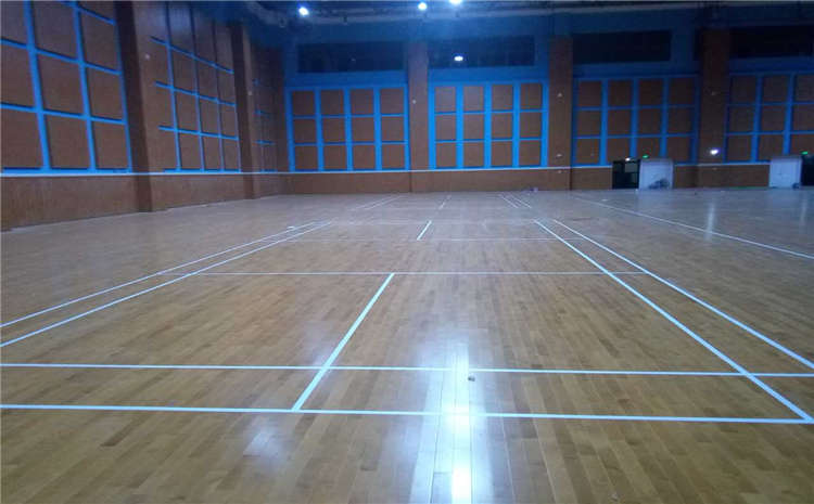 常用的體育場館木地板**品牌