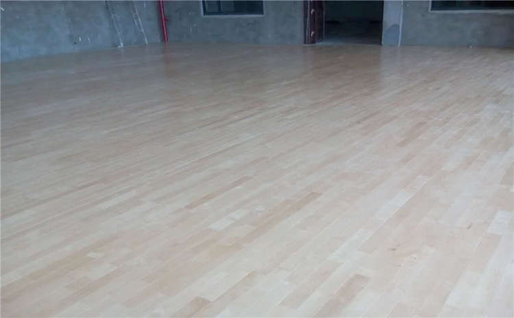 廣西硬木企口體育木地板哪家公司好