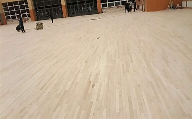 常見的舞蹈室木地板防潮